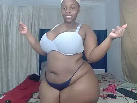 Snapshot of NaturalCurves7 chatting on June 2026 11:46:01 AM NaturalCurves7 online show from June 2026 11:46:01 AM
