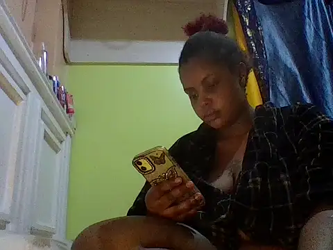 Snapshot of sexychubby22 chatting on May 2026 02:07:02 AM sexychubby22 online show from May 2026 02:07:02 AM