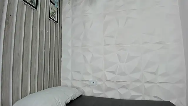 Snapshot of sckrapper chatting on May 2026 12:00:02 PM sckrapper online show from May 2026 12:00:02 PM