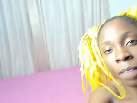 pixie tease online show from May 2026 04:35:01 PM