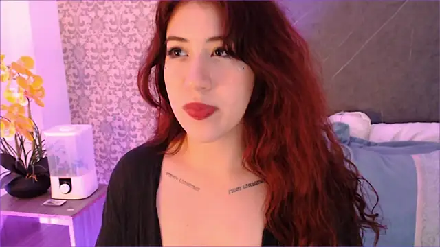 AbrilSnow online show from July 2026 11:56:02 AM