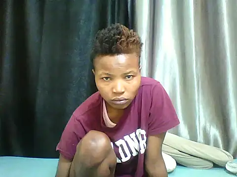 Snapshot of Bambybeauty2 chatting on July 2026 05:10:02 AM Bambybeauty2 online show from July 2026 05:10:02 AM