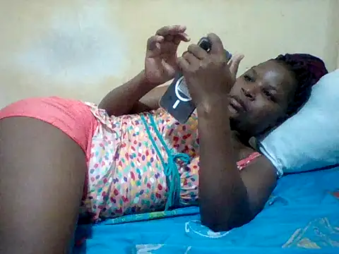 Snapshot of Camilla-Sweets chatting on July 2026 06:43:01 PM Camilla-Sweets online show from July 2026 06:43:01 PM