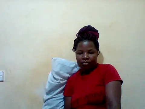 Snapshot of Camilla-Sweets chatting on July 2026 01:55:01 AM Camilla-Sweets online show from July 2026 01:55:01 AM