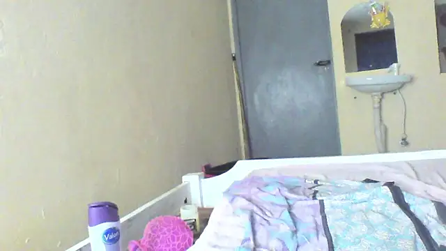 Snapshot of sexybaddie1 chatting on May 2026 12:38:01 AM sexybaddie1 online show from May 2026 12:38:01 AM