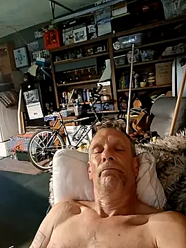Snapshot of truckdawg2023 chatting on July 2026 07:16:02 PM truckdawg2023 online show from July 2026 07:16:02 PM