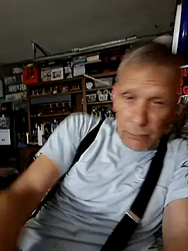Snapshot of truckdawg2023 chatting on July 2026 11:23:02 AM truckdawg2023 online show from July 2026 11:23:02 AM