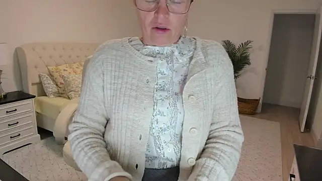 Vika73 online show from May 2026 11:29:01 AM