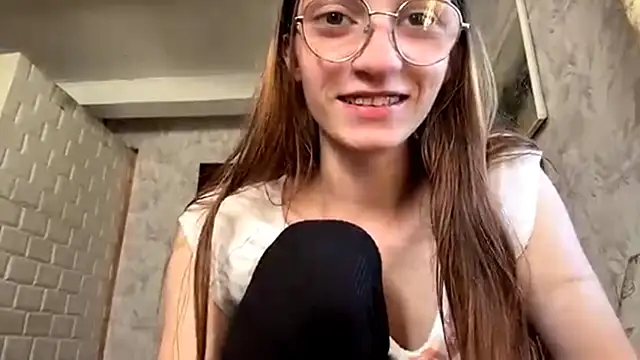 Snapshot of SparkleJebb chatting on July 2026 04:02:02 PM SparkleJebb online show from July 2026 04:02:02 PM