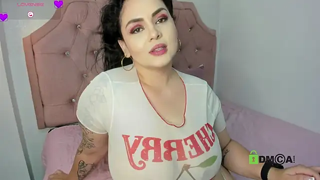 Snapshot of vanesapalacios chatting on July 2026 04:04:01 AM vanesapalacios online show from July 2026 04:04:01 AM