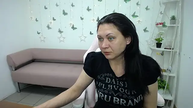 Snapshot of MorticiaAngel chatting on May 2026 11:07:01 AM MorticiaAngel online show from May 2026 11:07:01 AM