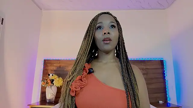 Snapshot of valeska_rose chatting on May 2026 12:30:02 AM valeska rose online show from May 2026 12:30:02 AM