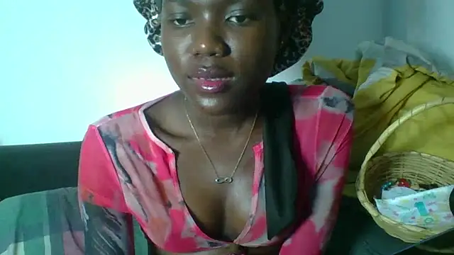 Snapshot of Ebony-Candy chatting on May 2026 08:57:02 PM Ebony-Candy online show from May 2026 08:57:02 PM