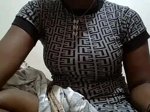 Snapshot of sexy_inayah chatting on May 2026 12:10:02 PM sexy inayah online show from May 2026 12:10:02 PM