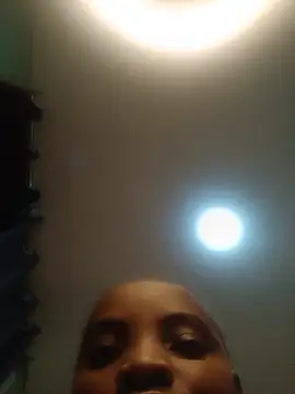 Alianamilly0 online show from May 2026 09:33:01 PM