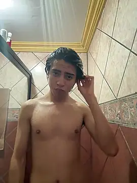 Snapshot of Alesexito chatting on July 2026 01:30:01 AM Alesexito online show from July 2026 01:30:01 AM