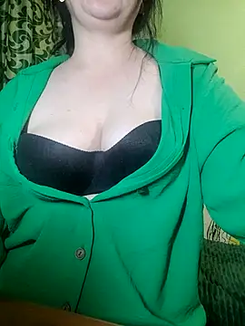 MiaRox online show from May 2026 06:03:01 PM