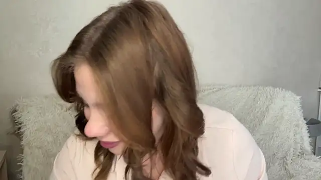 Snapshot of Lia_be_mine chatting on May 2026 08:00:02 AM Lia be mine online show from May 2026 08:00:02 AM