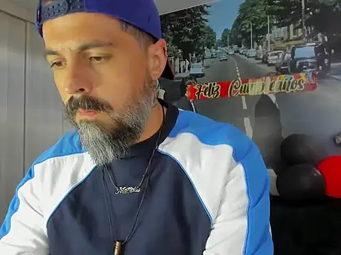 Snapshot of Miguel_angeel_ chatting on May 2026 02:44:01 PM Miguel angeel online show from May 2026 02:44:01 PM