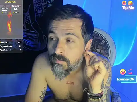 Snapshot of Miguel_angeel_ chatting on July 2026 04:19:01 AM Miguel angeel online show from July 2026 04:19:01 AM