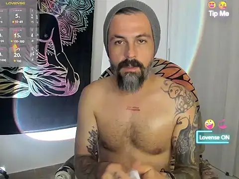 Snapshot of Miguel_angeel_ chatting on July 2026 02:05:17 AM Miguel angeel online show from July 2026 02:05:17 AM