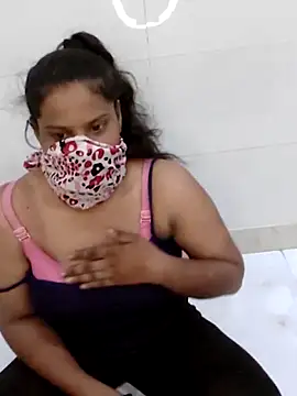 Snapshot of horneykumari chatting on June 2026 08:35:02 AM horneykumari online show from June 2026 08:35:02 AM