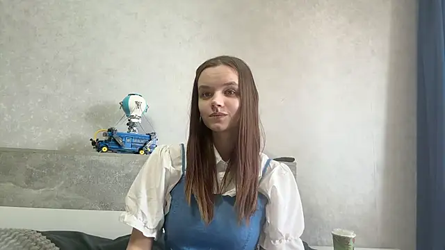 Snapshot of LisbethShellenbarger chatting on May 2026 07:48:01 AM LisbethShellenbarger online show from May 2026 07:48:01 AM