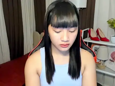 Snapshot of Urasianalodia chatting on July 2026 10:35:02 AM Urasianalodia online show from July 2026 10:35:02 AM