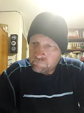 Snapshot of icebergXpress chatting on June 2026 08:07:02 AM icebergXpress online show from June 2026 08:07:02 AM
