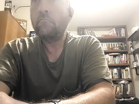 Snapshot of icebergXpress chatting on June 2026 08:14:02 AM icebergXpress online show from June 2026 08:14:02 AM
