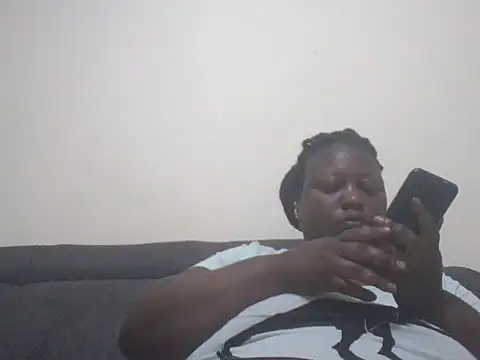 fat ebonyqueen online show from May 2026 08:28:01 PM