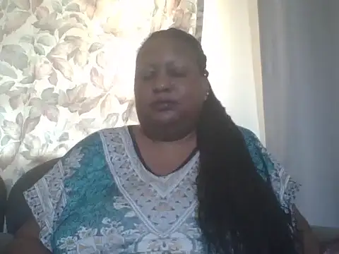 Snapshot of fat_ebonyqueen chatting on July 2026 06:30:01 AM fat ebonyqueen online show from July 2026 06:30:01 AM