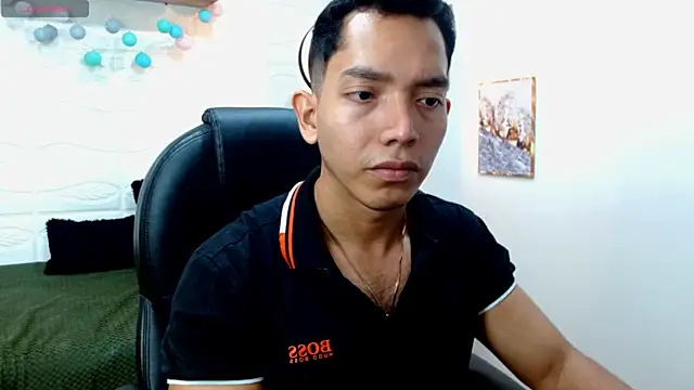 Snapshot of paul_cros chatting on June 2026 11:16:02 AM paul cros online show from June 2026 11:16:02 AM