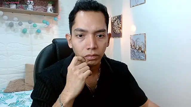 Snapshot of paul_cros chatting on June 2026 11:25:01 AM paul cros online show from June 2026 11:25:01 AM