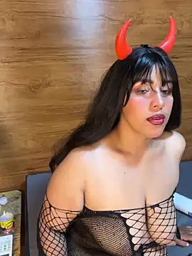 Snapshot of Alexia_Lerner chatting on July 2026 08:03:01 PM Alexia Lerner online show from July 2026 08:03:01 PM