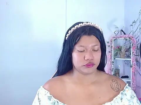 Snapshot of canela_vipres chatting on May 2026 06:49:01 PM canela vipres online show from May 2026 06:49:01 PM