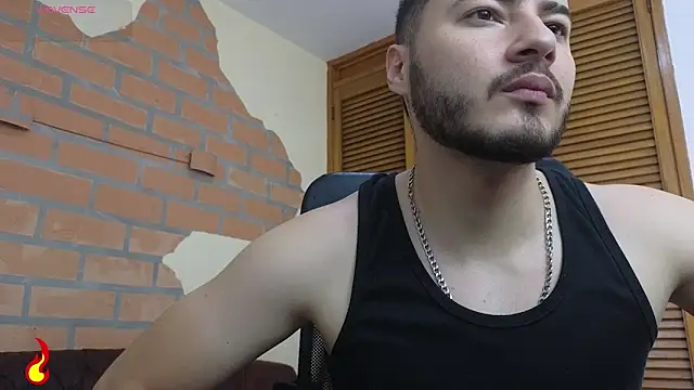 Brandon 01 online show from May 2026 07:23:02 PM