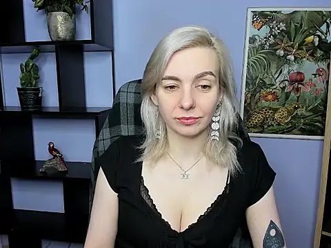 Snapshot of velvetanne chatting on May 2026 06:19:01 AM velvetanne online show from May 2026 06:19:01 AM