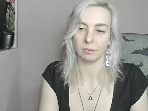 Snapshot of velvetanne chatting on July 2026 06:38:01 AM velvetanne online show from July 2026 06:38:01 AM