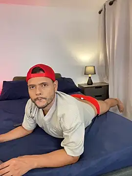 Snapshot of Nate_tyler1 chatting on May 2026 02:29:01 AM Nate tyler1 online show from May 2026 02:29:01 AM