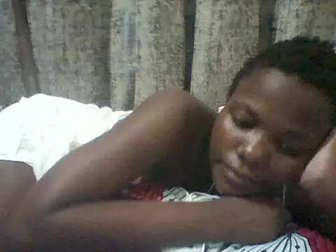 Snapshot of tina_2030 chatting on May 2026 06:27:02 PM tina 2030 online show from May 2026 06:27:02 PM