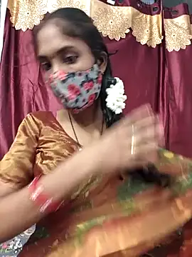 Snapshot of reshma124 chatting on June 2026 05:21:02 AM reshma124 online show from June 2026 05:21:02 AM
