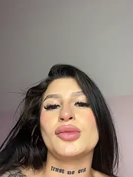 Snapshot of natali_gray chatting on May 2026 03:36:01 AM natali gray online show from May 2026 03:36:01 AM