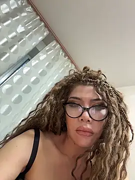 Snapshot of JessicaNichols_ chatting on May 2026 02:03:02 PM JessicaNichols online show from May 2026 02:03:02 PM