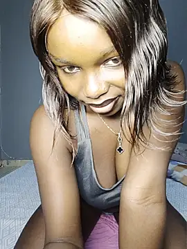 Snapshot of Sexymaurine chatting on May 2026 08:43:02 PM Sexymaurine online show from May 2026 08:43:02 PM