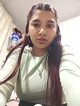 Snapshot of Aurora_Blazee chatting on June 2026 06:00:01 AM Aurora Blazee online show from June 2026 06:00:01 AM