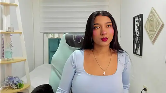 Snapshot of Aurora_Blazee chatting on July 2026 12:45:02 PM Aurora Blazee online show from July 2026 12:45:02 PM