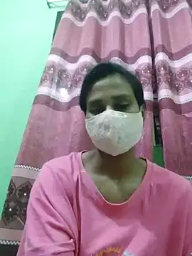 Snapshot of Sofiyaa_Sara chatting on May 2026 06:05:02 PM Sofiyaa Sara online show from May 2026 06:05:02 PM