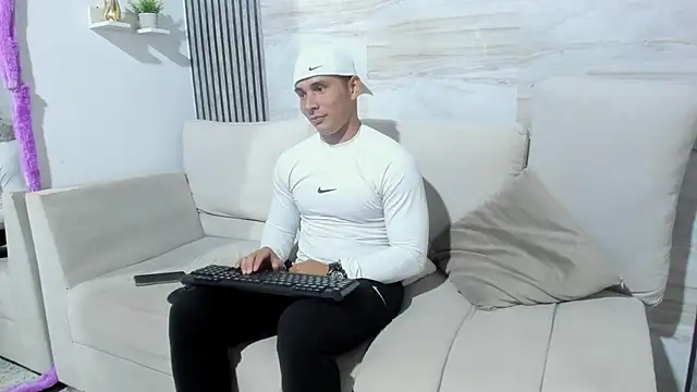 Snapshot of dylan_viper chatting on June 2026 03:08:02 AM dylan viper online show from June 2026 03:08:02 AM