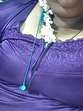 Snapshot of geetha431 chatting on July 2026 05:40:02 PM geetha431 online show from July 2026 05:40:02 PM